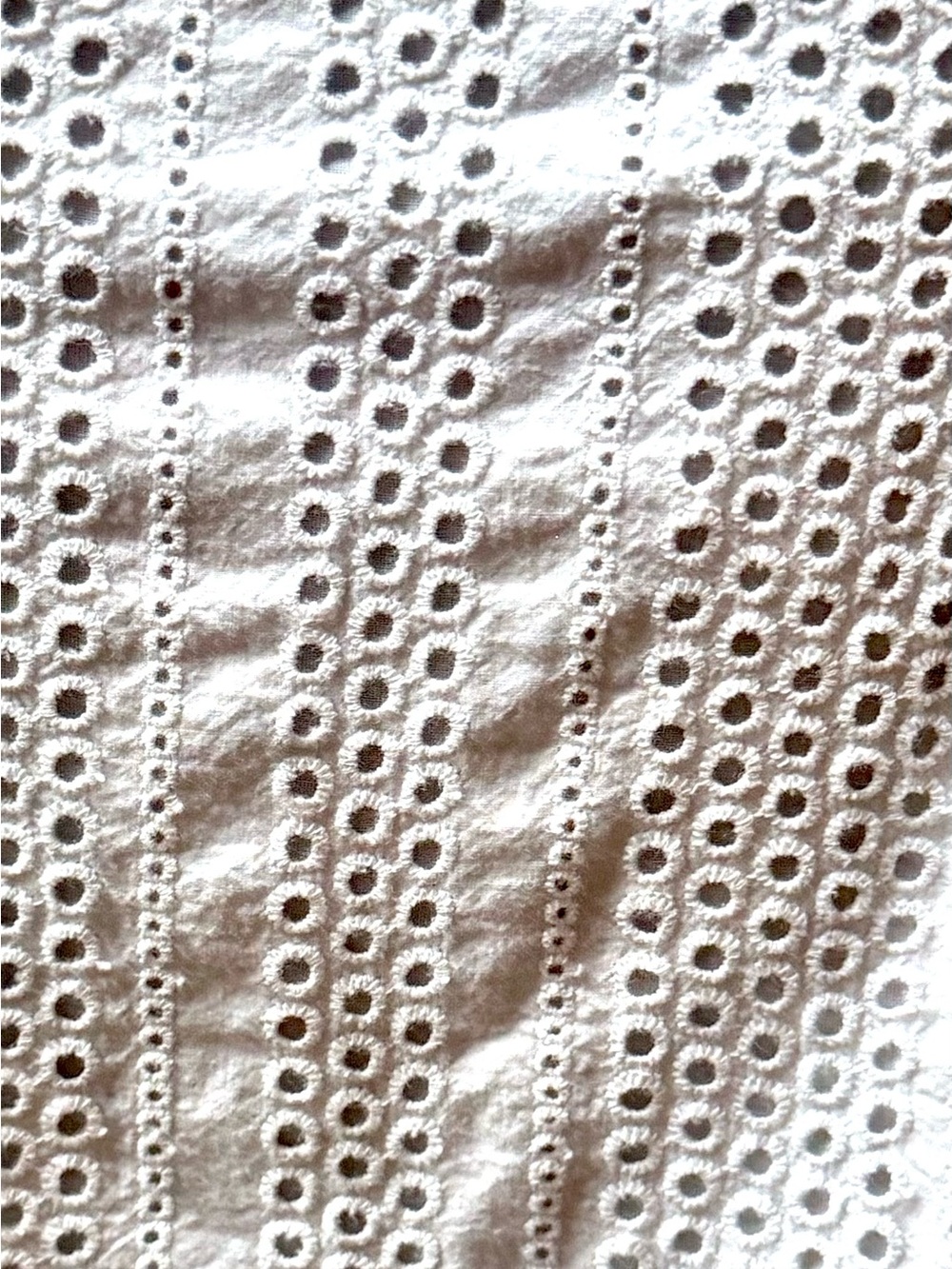 THEORY White Eyelet Vest
Size 12
$55 - Picture 4 of 16